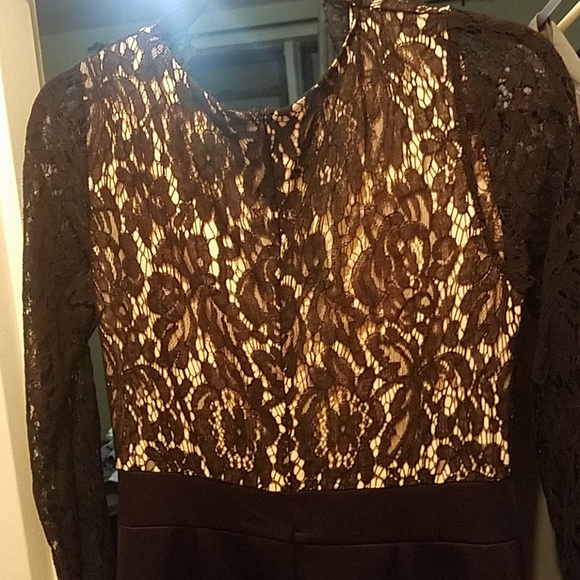 Dress - Picture 4 of 4